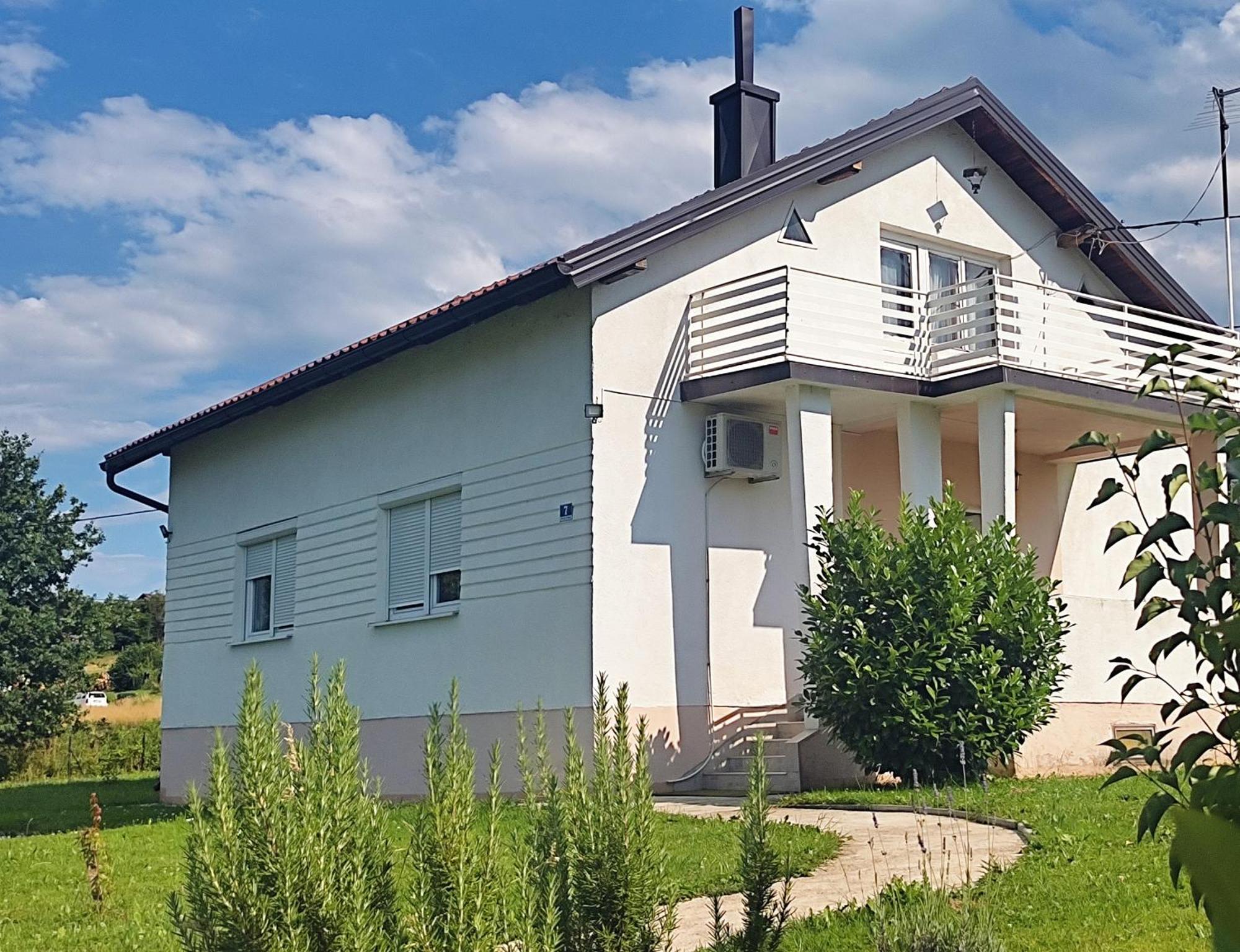 Guest House Pin Laktaši Exterior foto